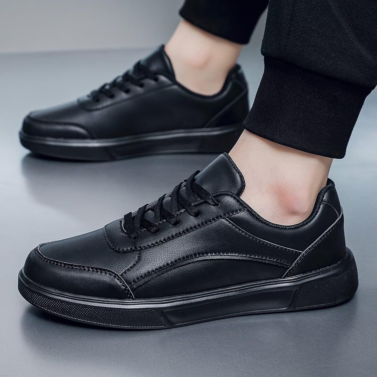 Men's Casual Sneakers Lightweight Fashion Walking Shoes Low Top PU Leather Classic Skate Shoe